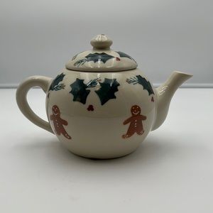 Vintage 1989 HARTSTONE POTTERY Christmas
Gingerbread Man Teapot